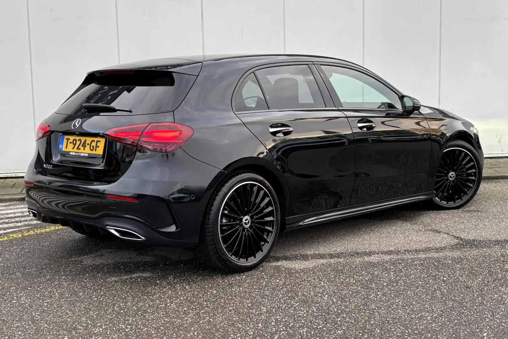 Mercedes-Benz A 200 A Automaat AMG Line | Nightpakket | Sfeerverlichti Zwart - 2
