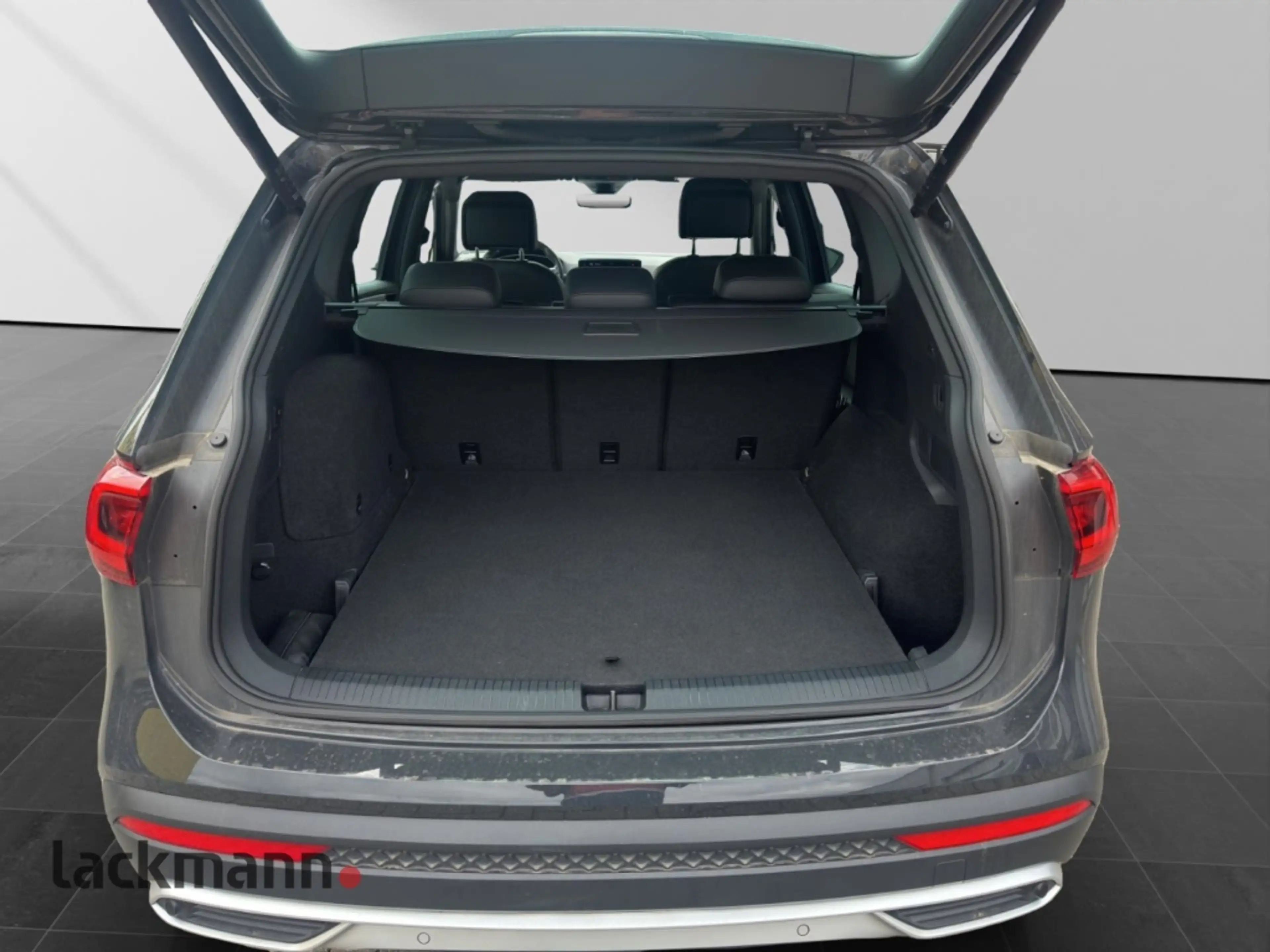 SEAT Tarraco Xperience e-HYBRID*Navi*LED*ACC*CarPlay* — photo 8