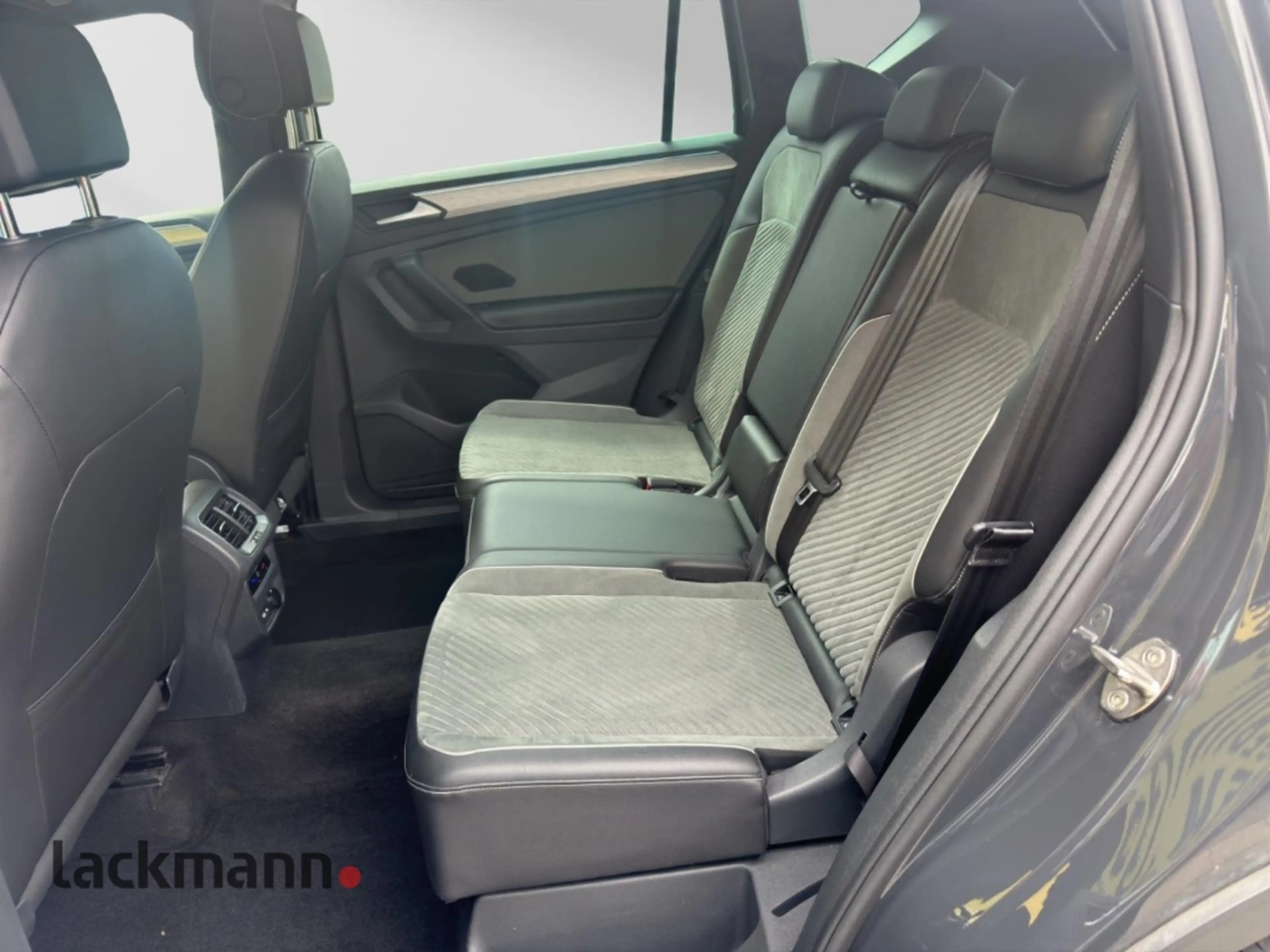 SEAT Tarraco Xperience e-HYBRID*Navi*LED*ACC*CarPlay* — photo 10