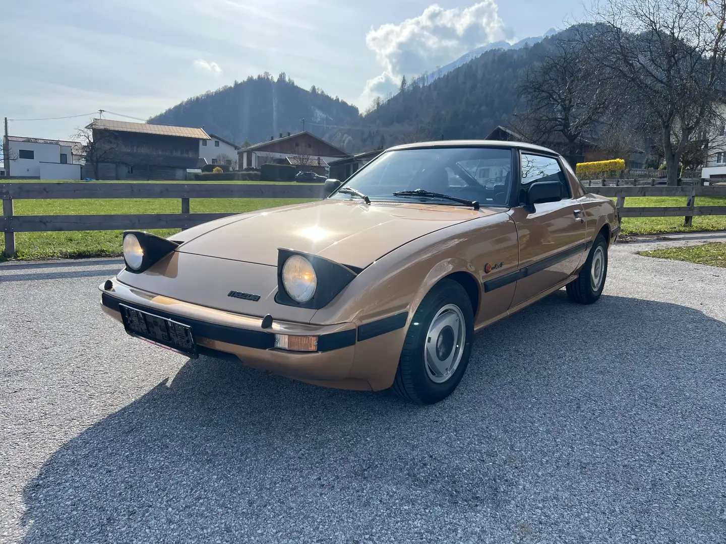 Mazda RX-7 RX 7 SA22C Bronze - 2