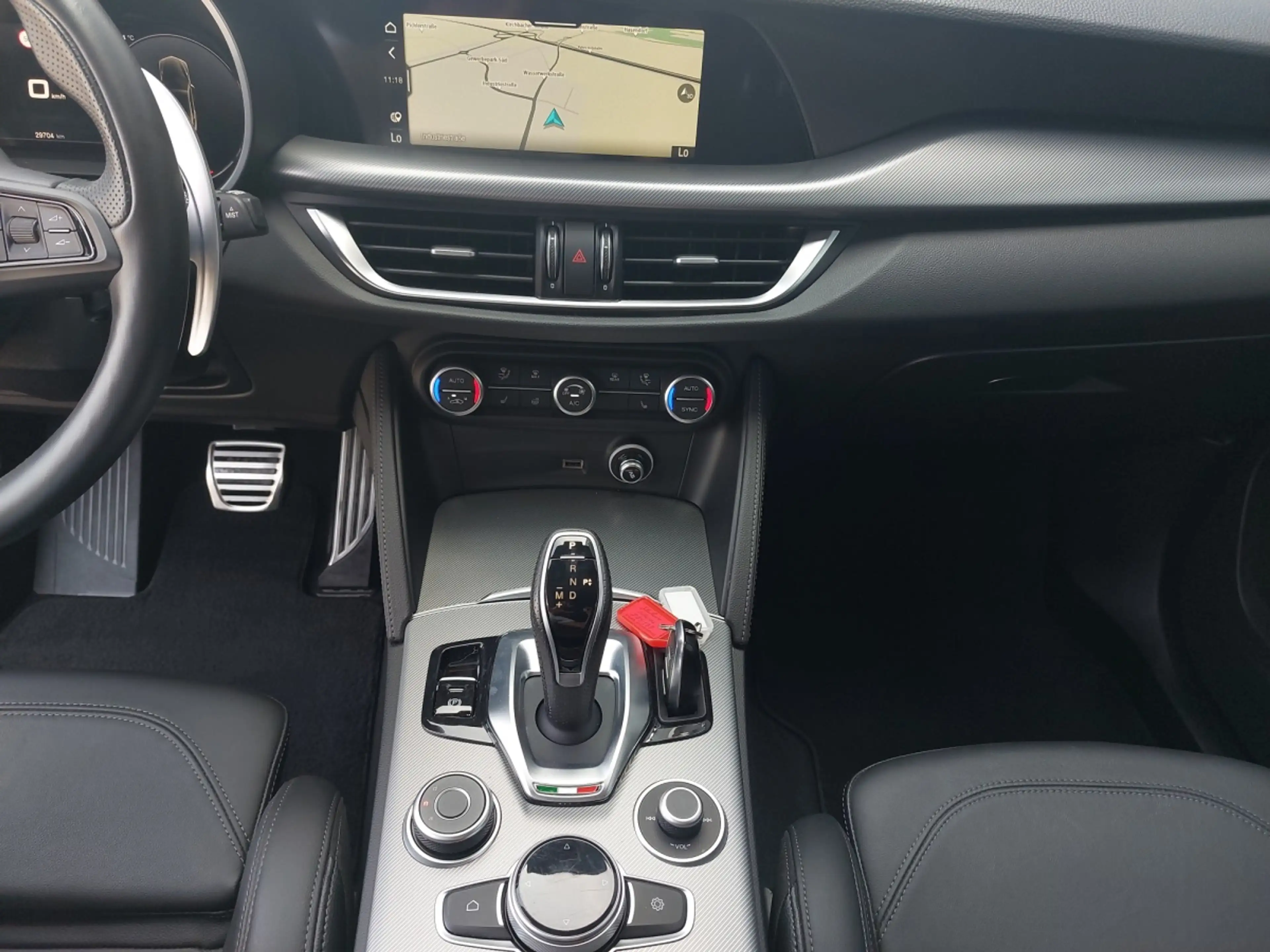 Alfa Romeo Stelvio Veloce 2.2 16V 210 AT8 Q4 — photo 9