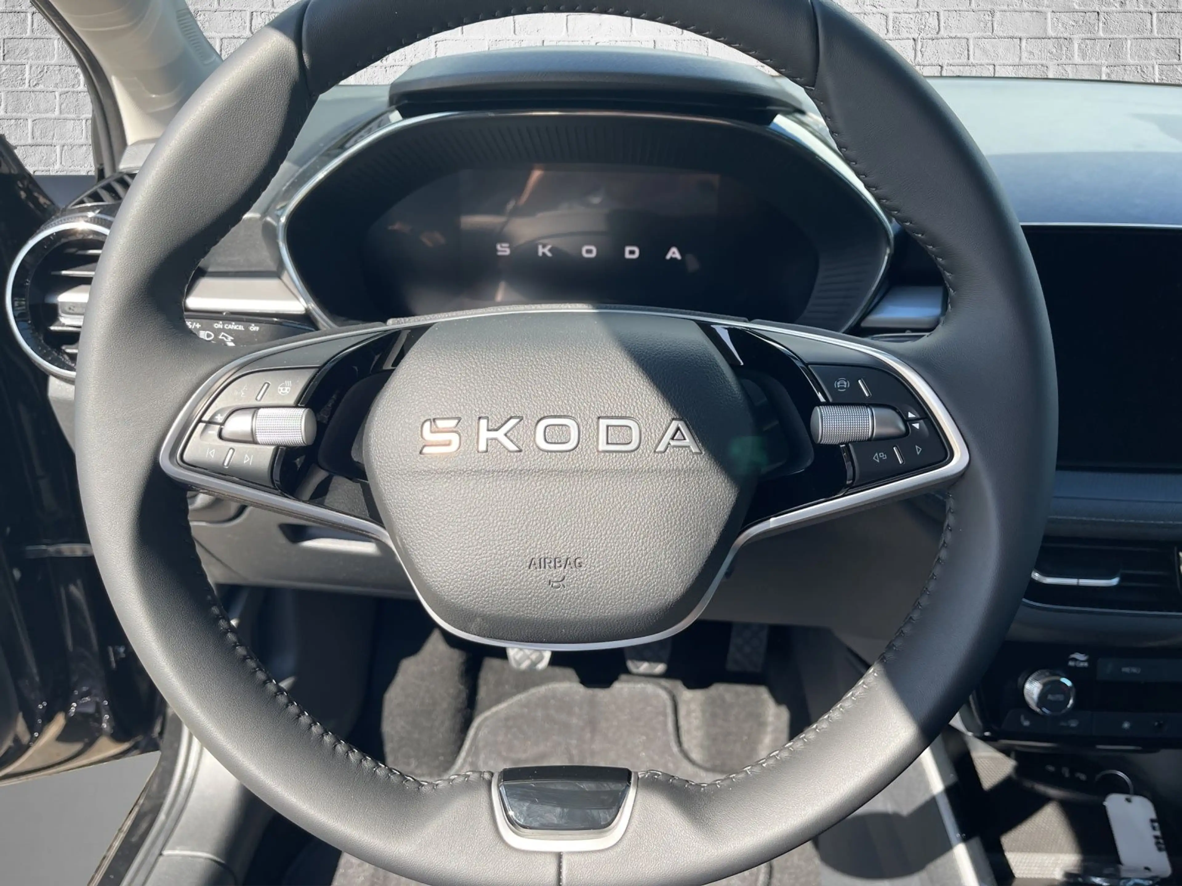Skoda Fabia 1.0 MPI - Selection — photo 10