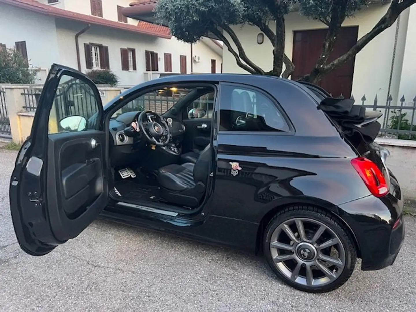 Abarth 595C 595C 2016 1.4 t-jet Turismo 165cv auto Nero - 2