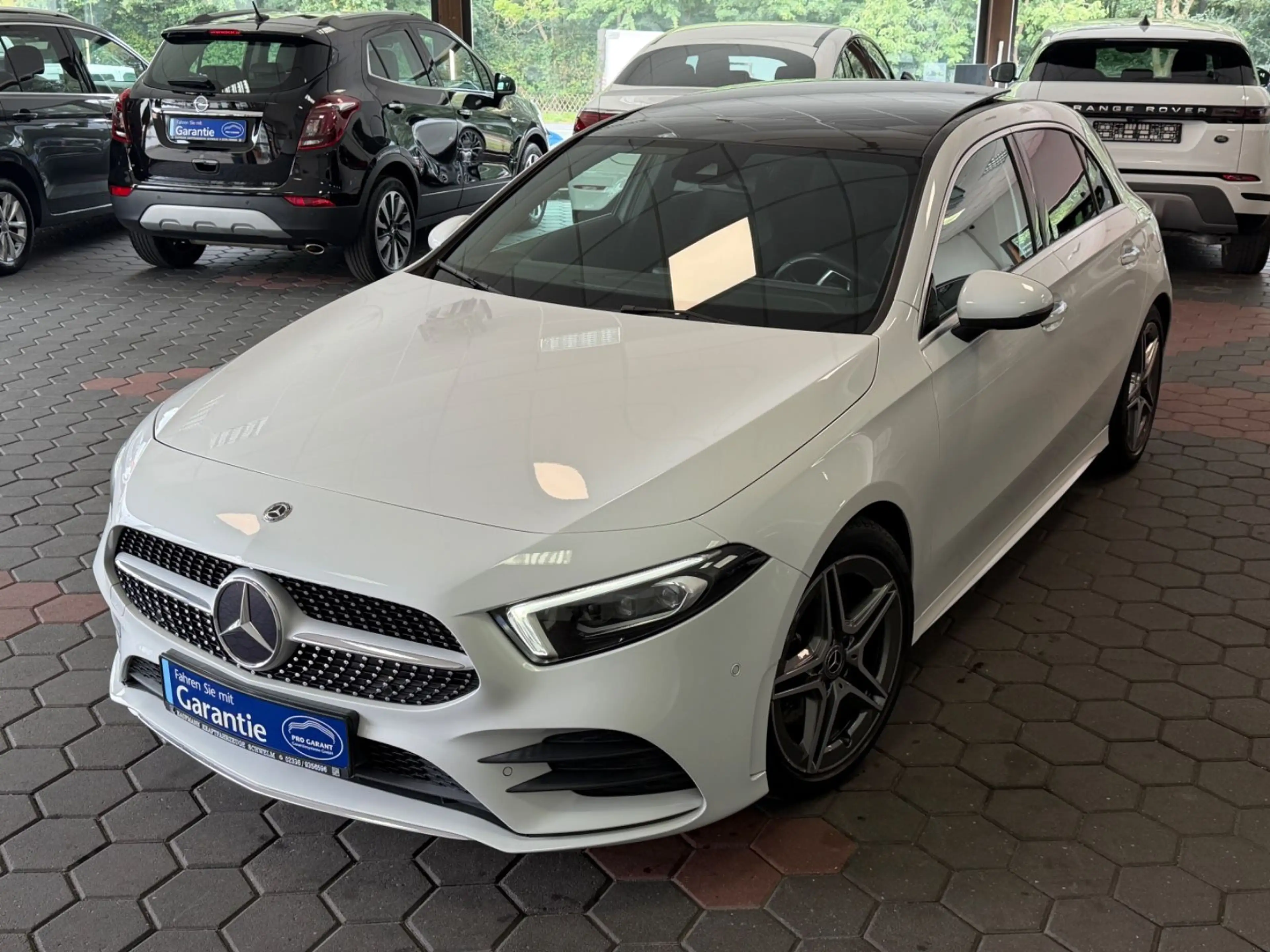 Mercedes-Benz A 220 A220 4Matic*AMG*BMUX*LED*PANO*VIRTUAL*KAMERA*PDC