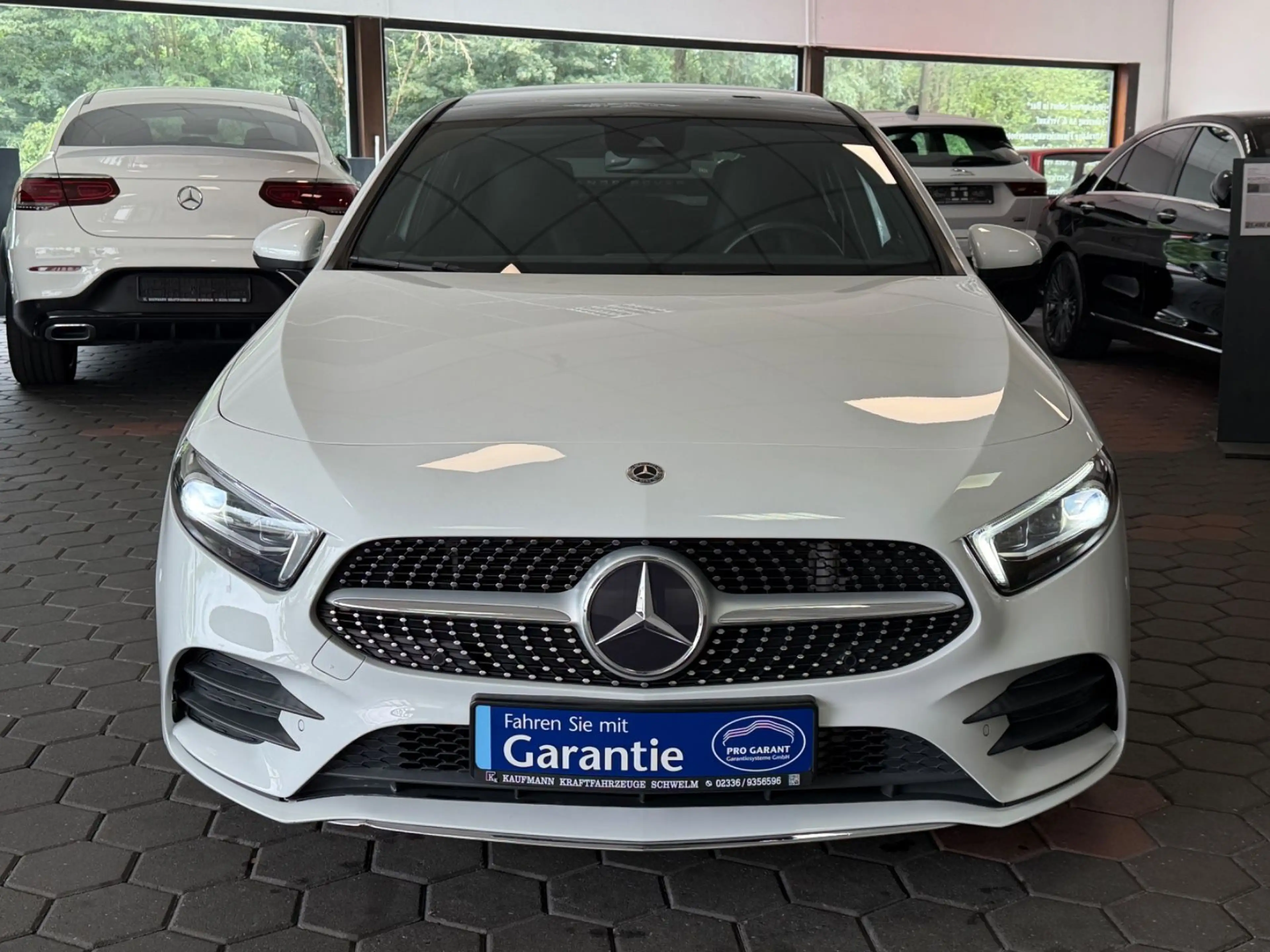 Mercedes-Benz A 220 A220 4Matic*AMG*BMUX*LED*PANO*VIRTUAL*KAMERA*PDC — photo 6