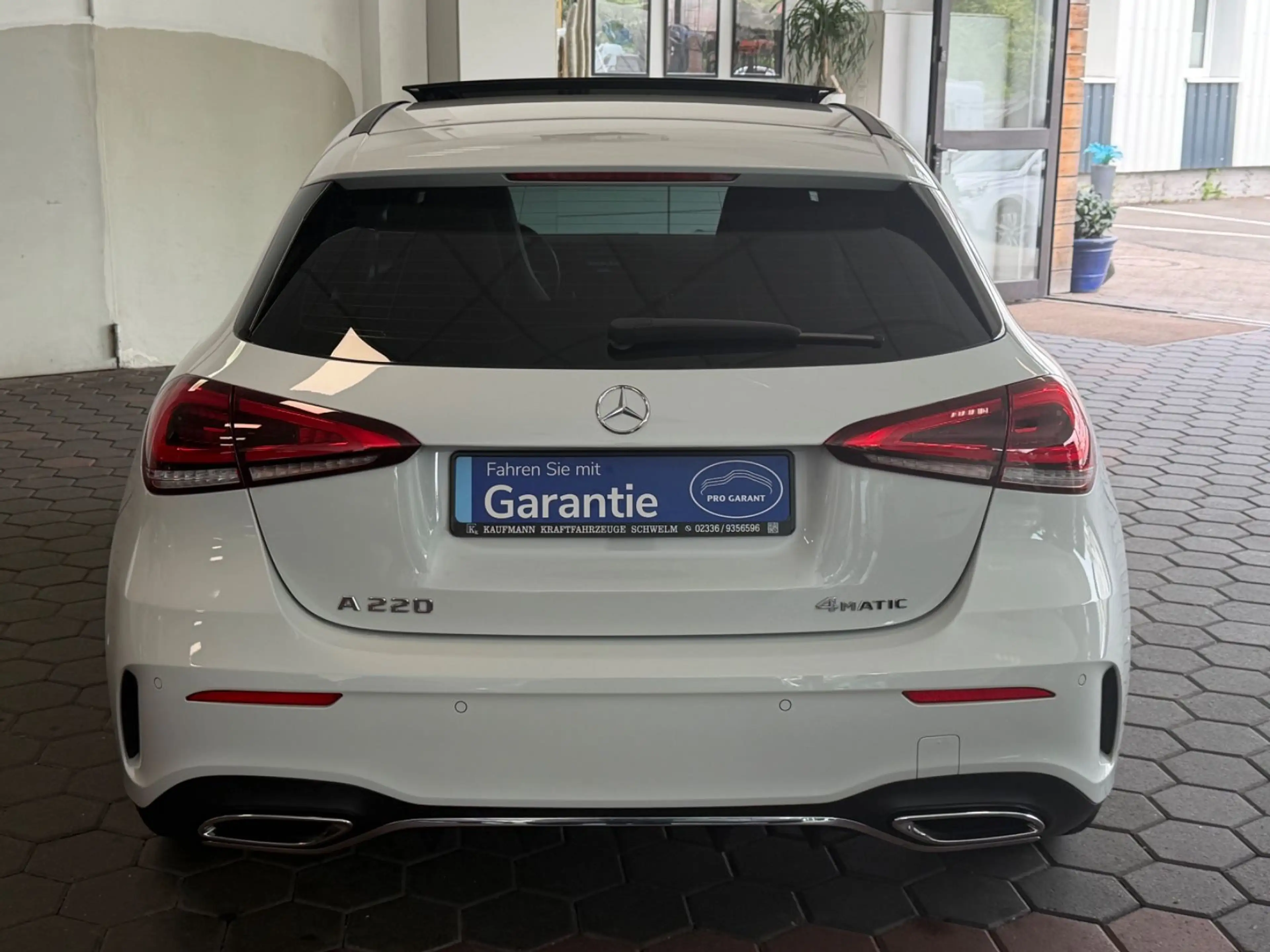 Mercedes-Benz A 220 A220 4Matic*AMG*BMUX*LED*PANO*VIRTUAL*KAMERA*PDC — photo 3