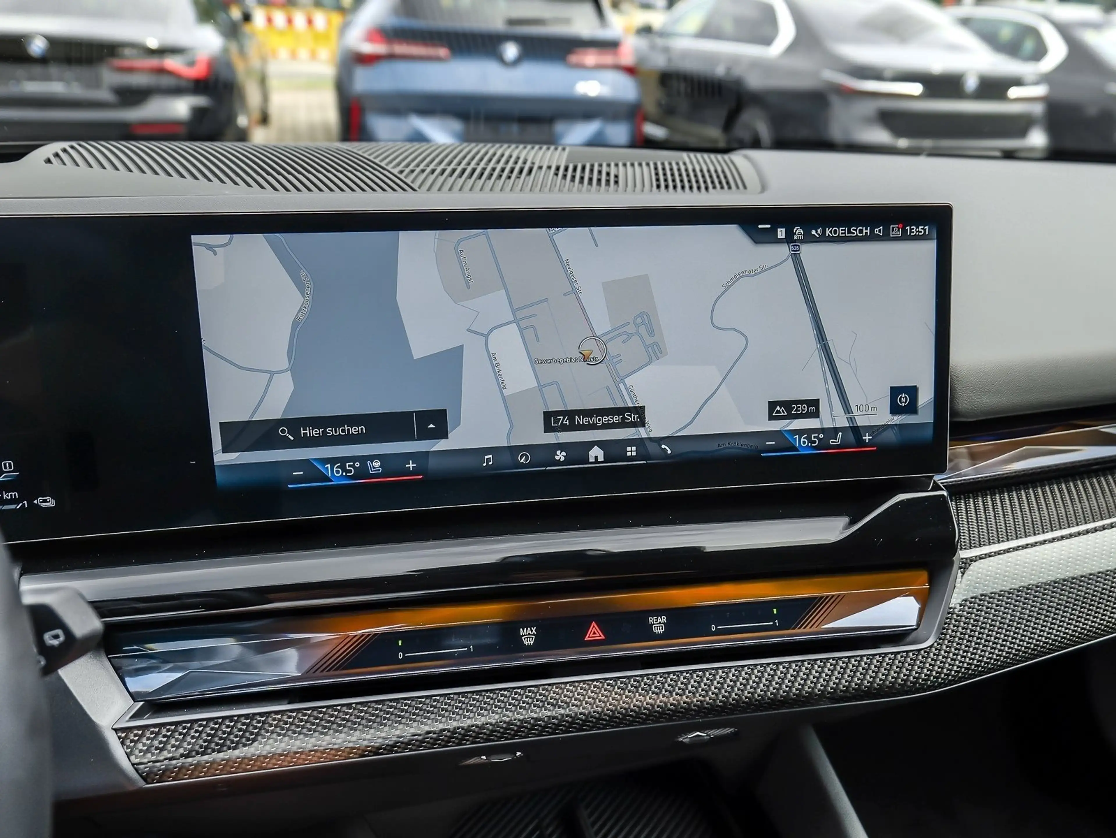 BMW 550 e xDrive Touring — photo 14