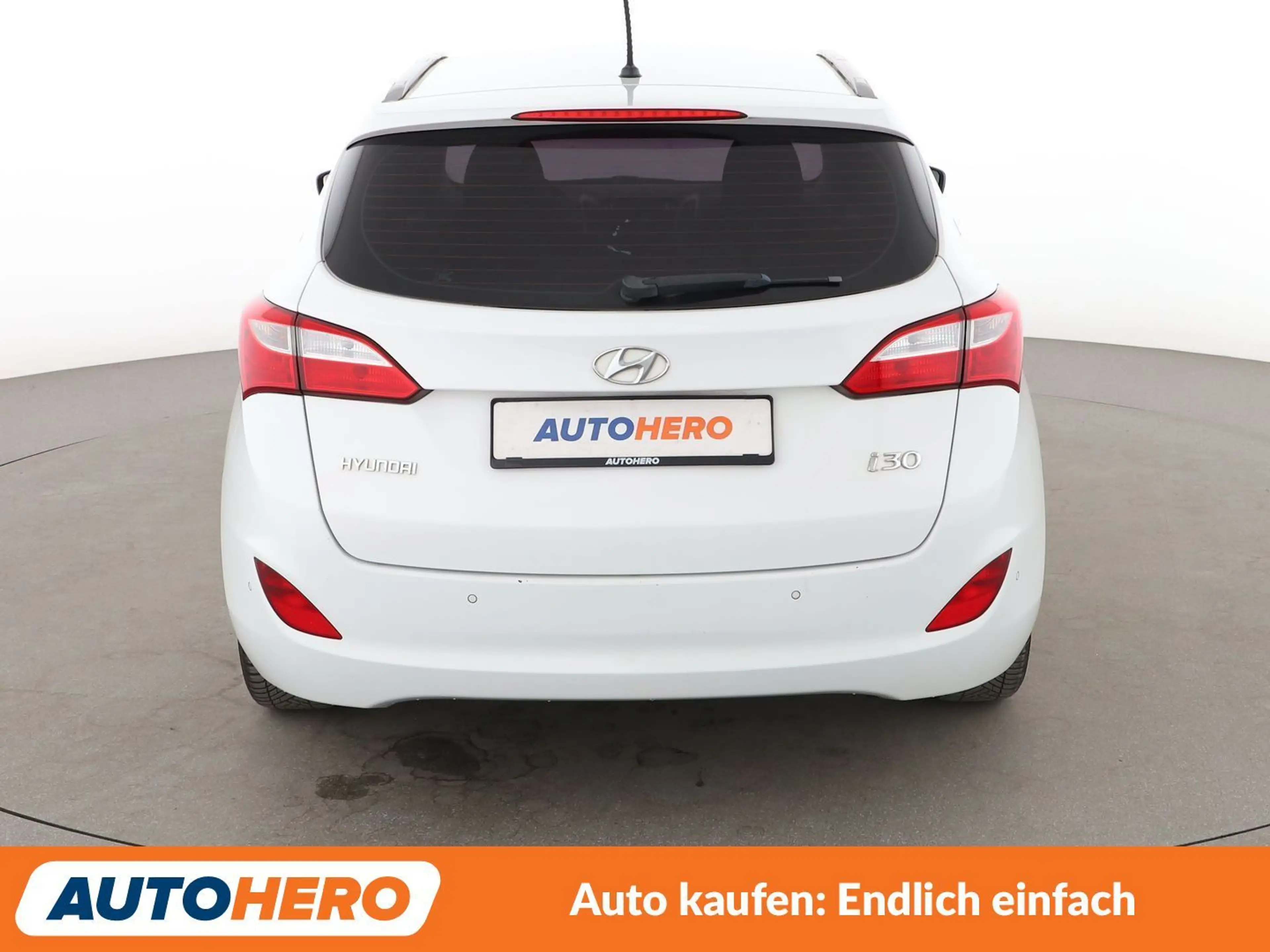 Hyundai i30 1.4 Trend blue *TEMPO*PDC*SHZ* — photo 5