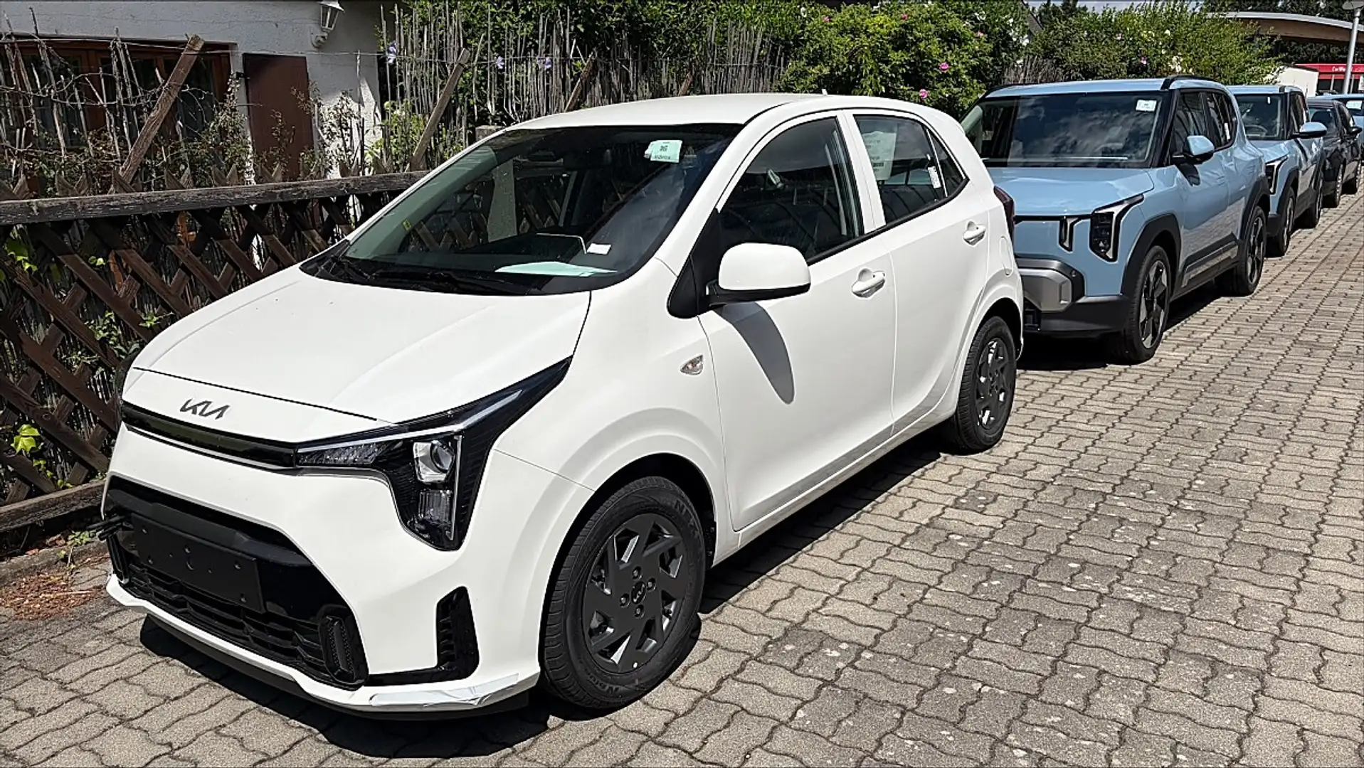 Kia Picanto 1,0 GDI Silber 4 Stz. Weiß - 1