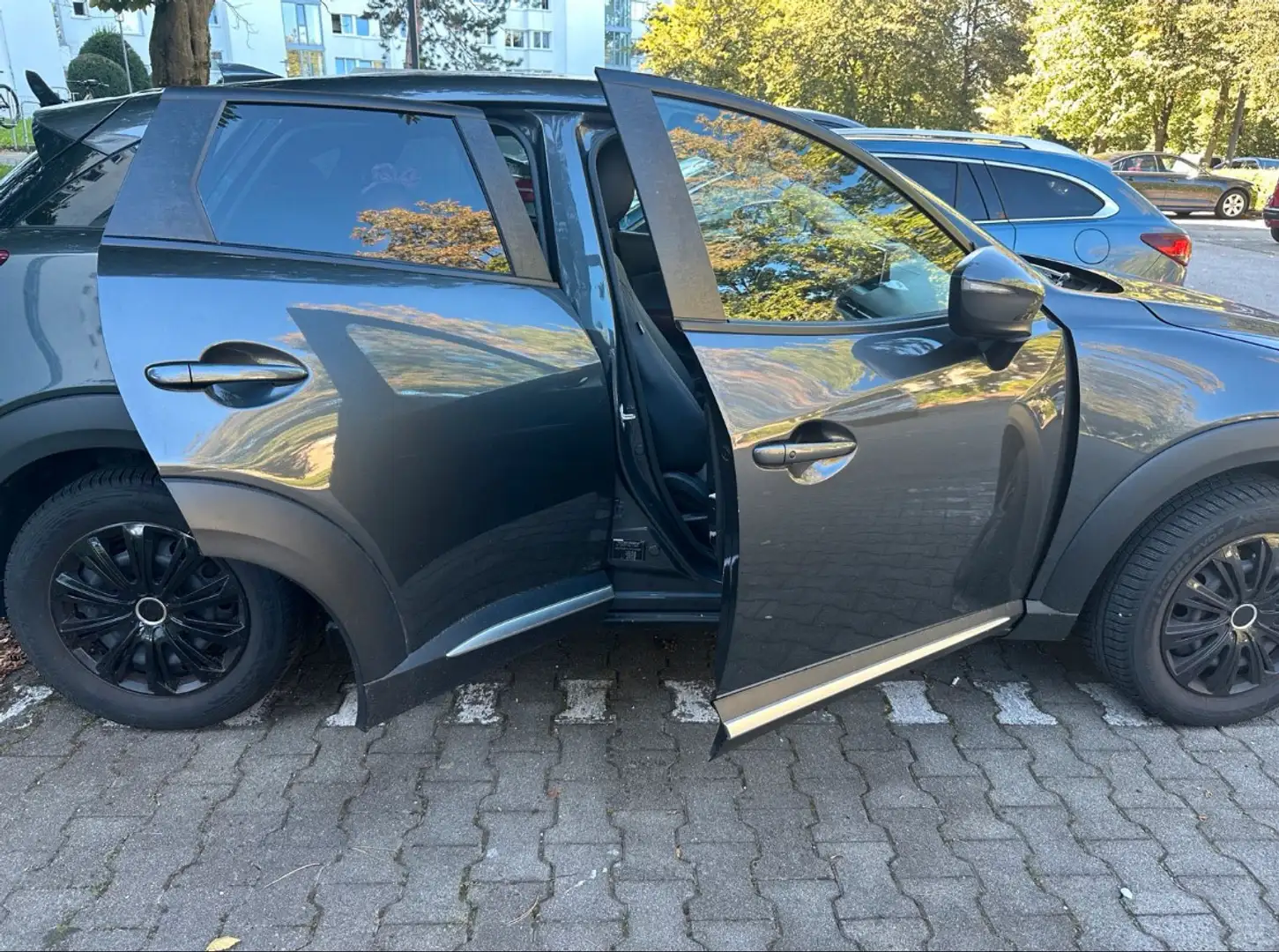 Mazda CX-3 SKYACTIV-G 120 FWD Sports-Line Grau - 1