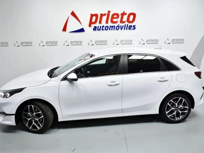Kia 2023, foto 2