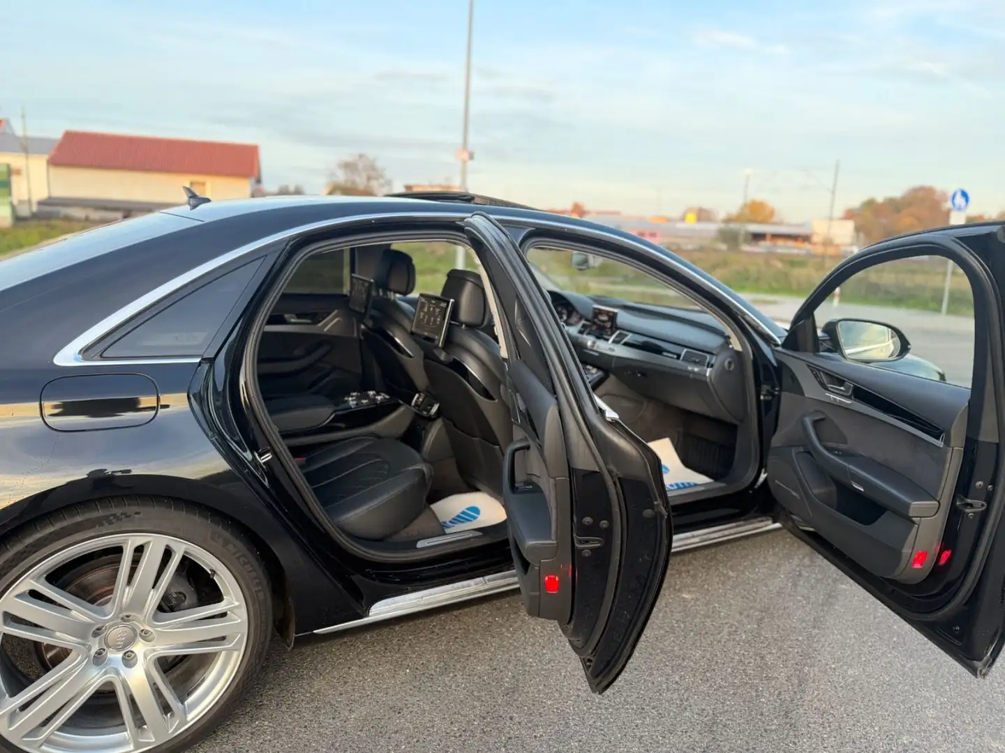Audi A8 3.0 TDI Quattro Schwarz - 2