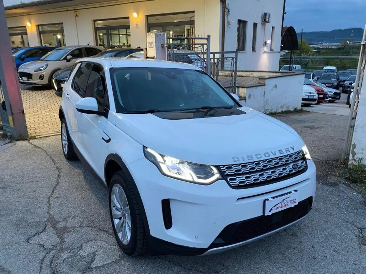 Land Rover Discovery Sport Discovery Sport 2.0 TD4 180 CV AWD Auto SE - 2