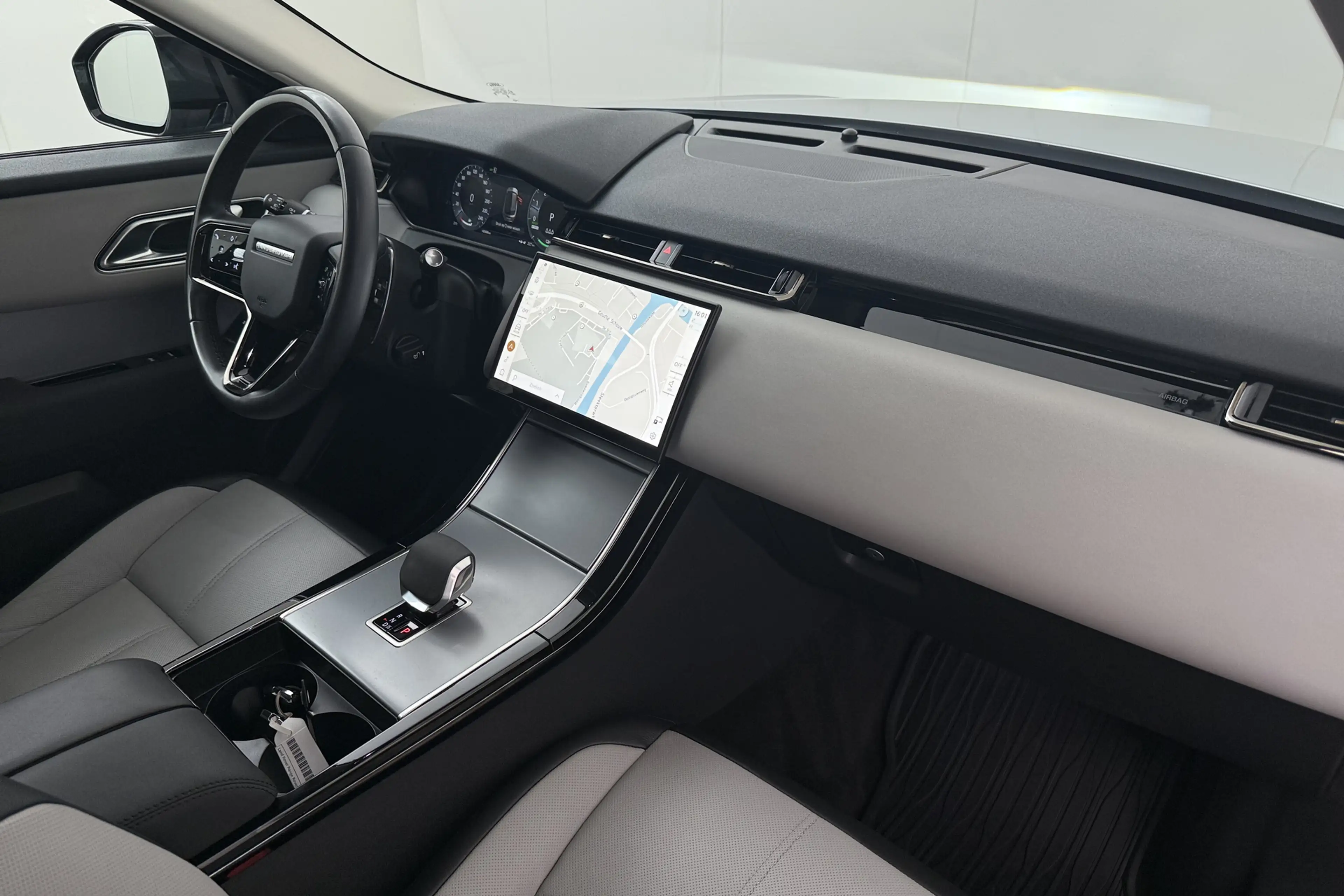 Land Rover Range Rover Velar 2.0 P400e S Facelift Leder Camera Meridian Memory — photo 16