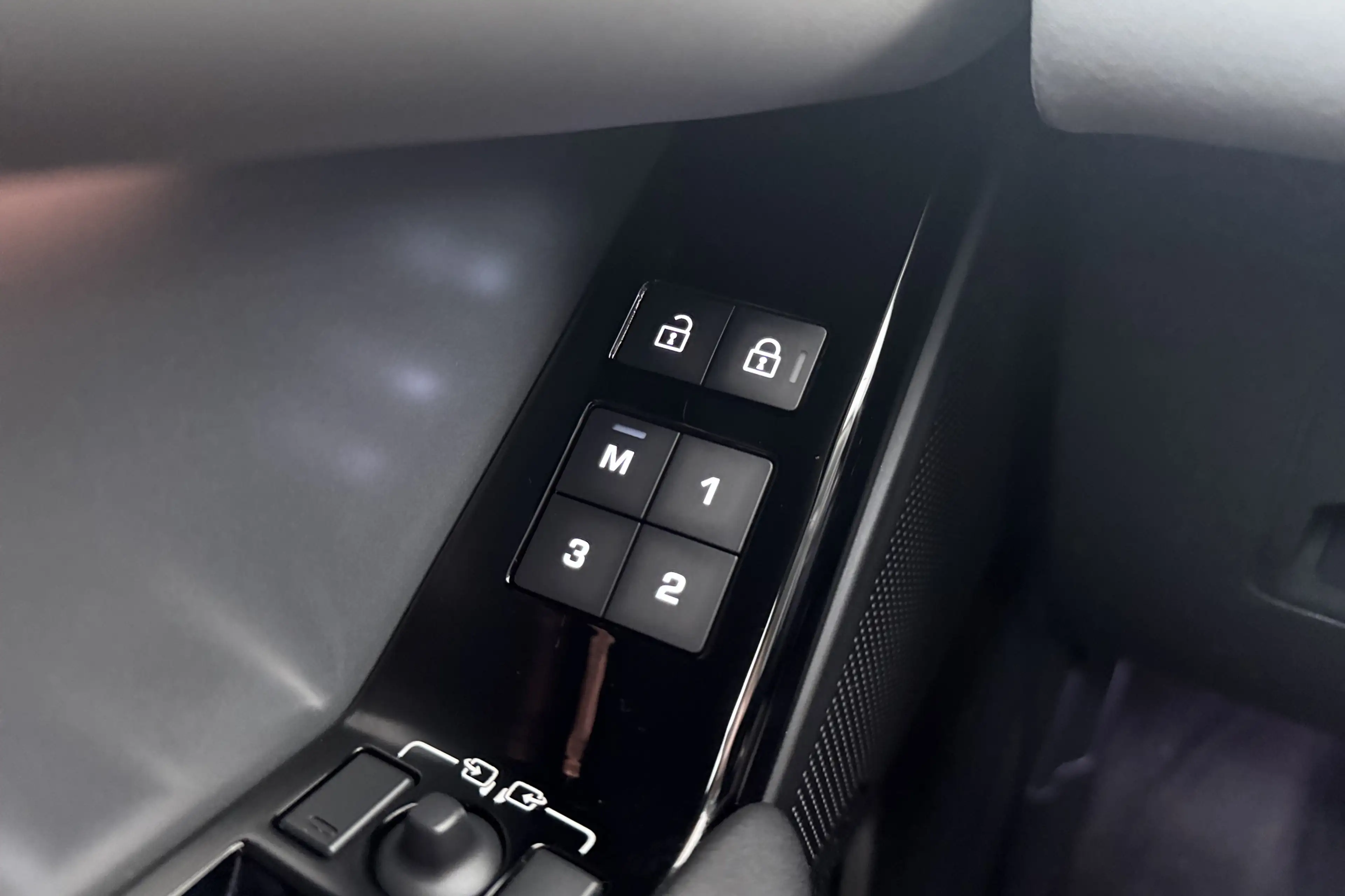 Land Rover Range Rover Velar 2.0 P400e S Facelift Leder Camera Meridian Memory — photo 19