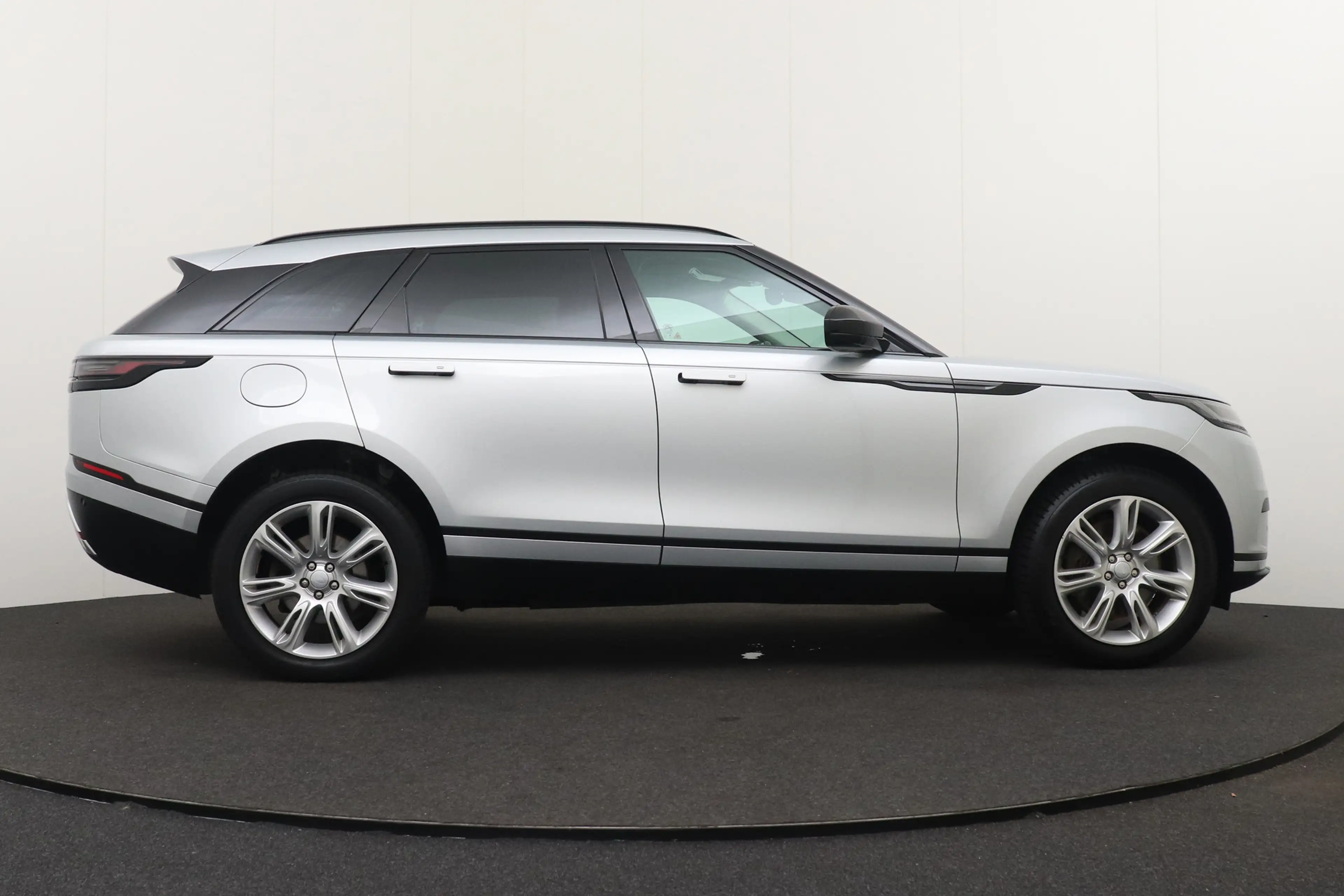 Land Rover Range Rover Velar 2.0 P400e S Facelift Leder Camera Meridian Memory — photo 6