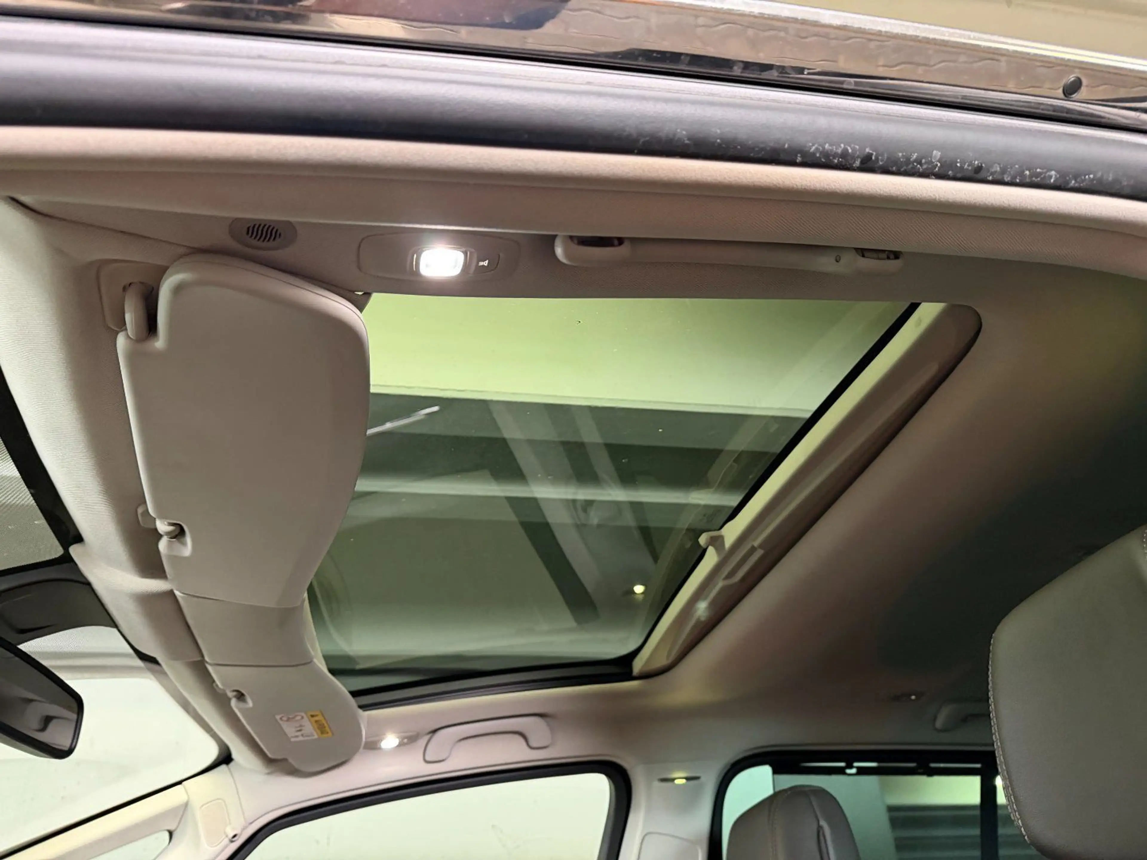 Renault Espace 1.6 dCi Energy Intens — photo 15
