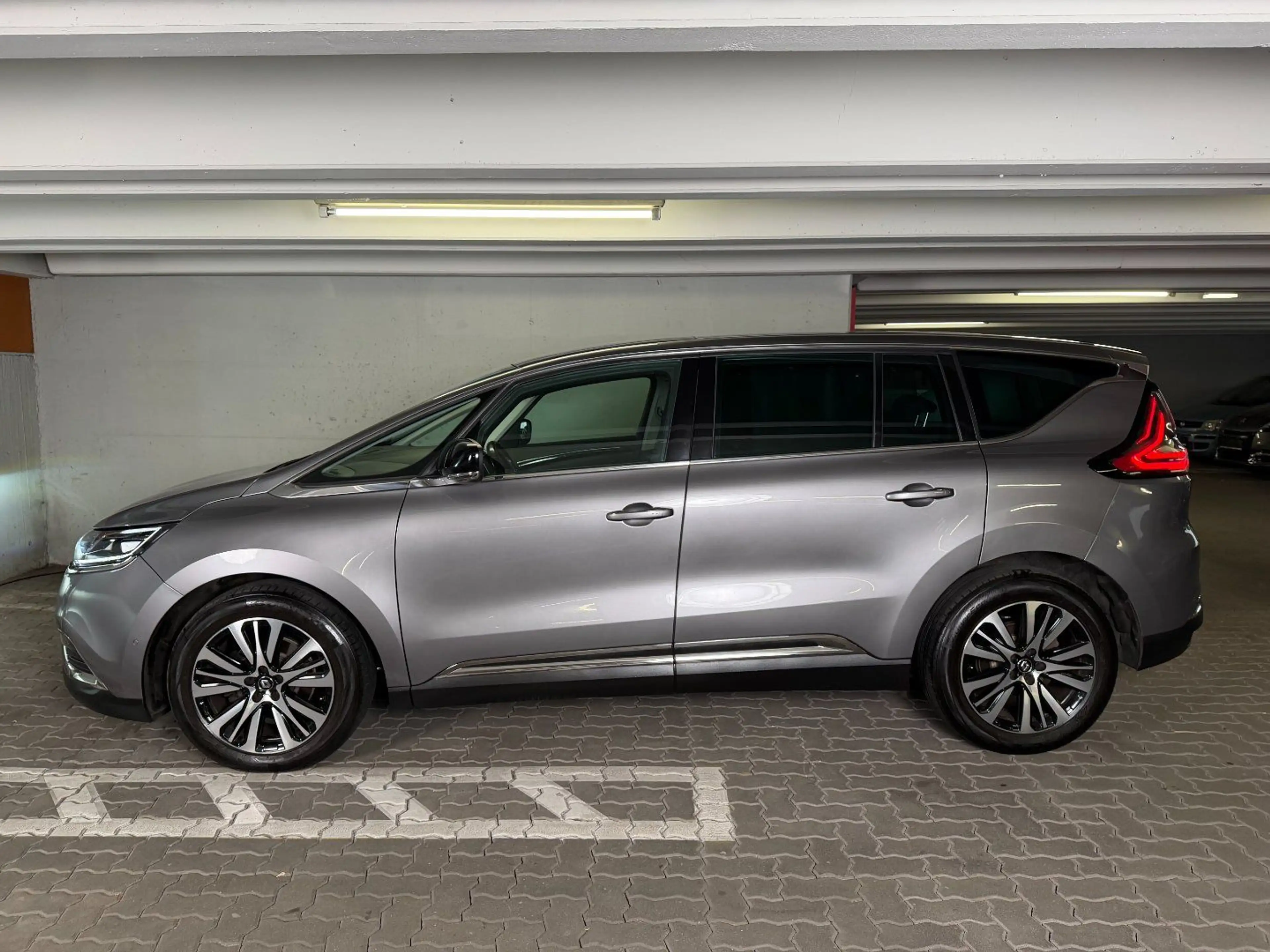 Renault Espace 1.6 dCi Energy Intens — photo 3