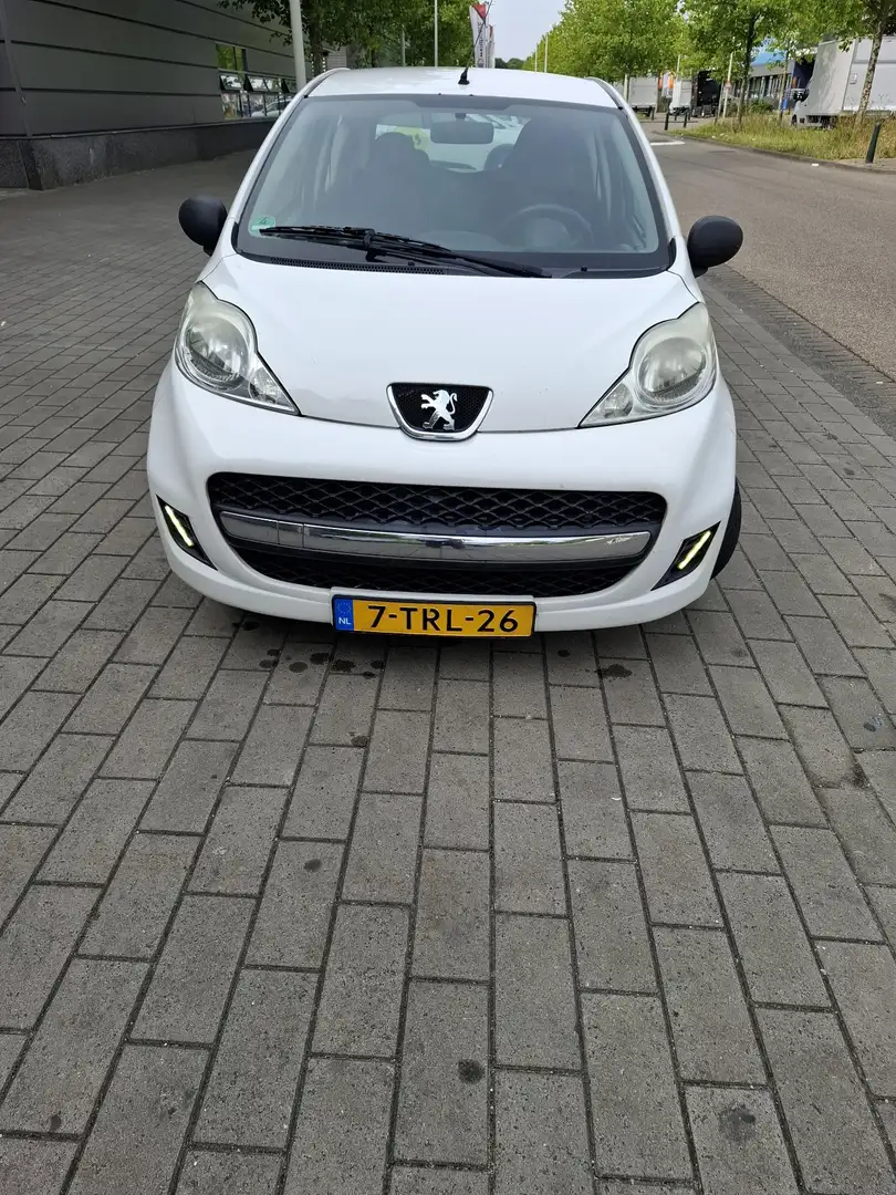 Peugeot 107 1.0-12V XR Wit - 2