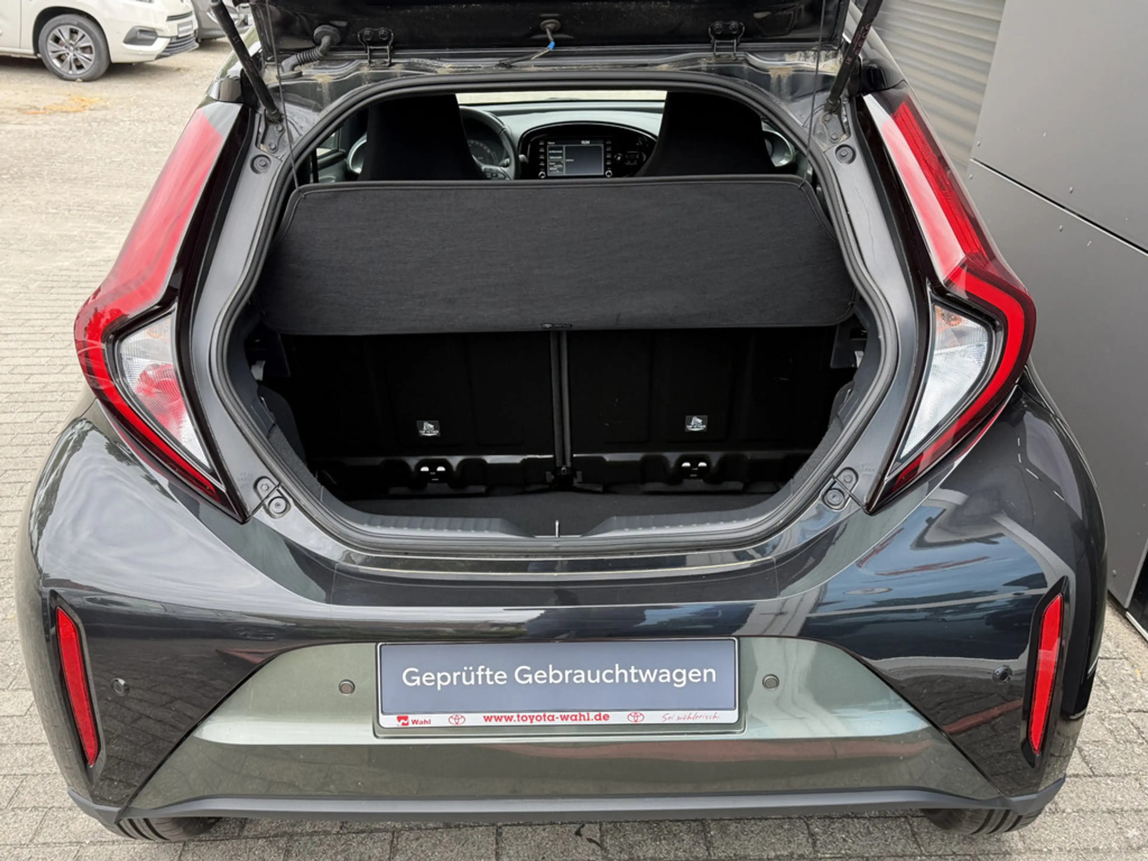 Toyota Aygo X 1.0 Pulse — photo 5
