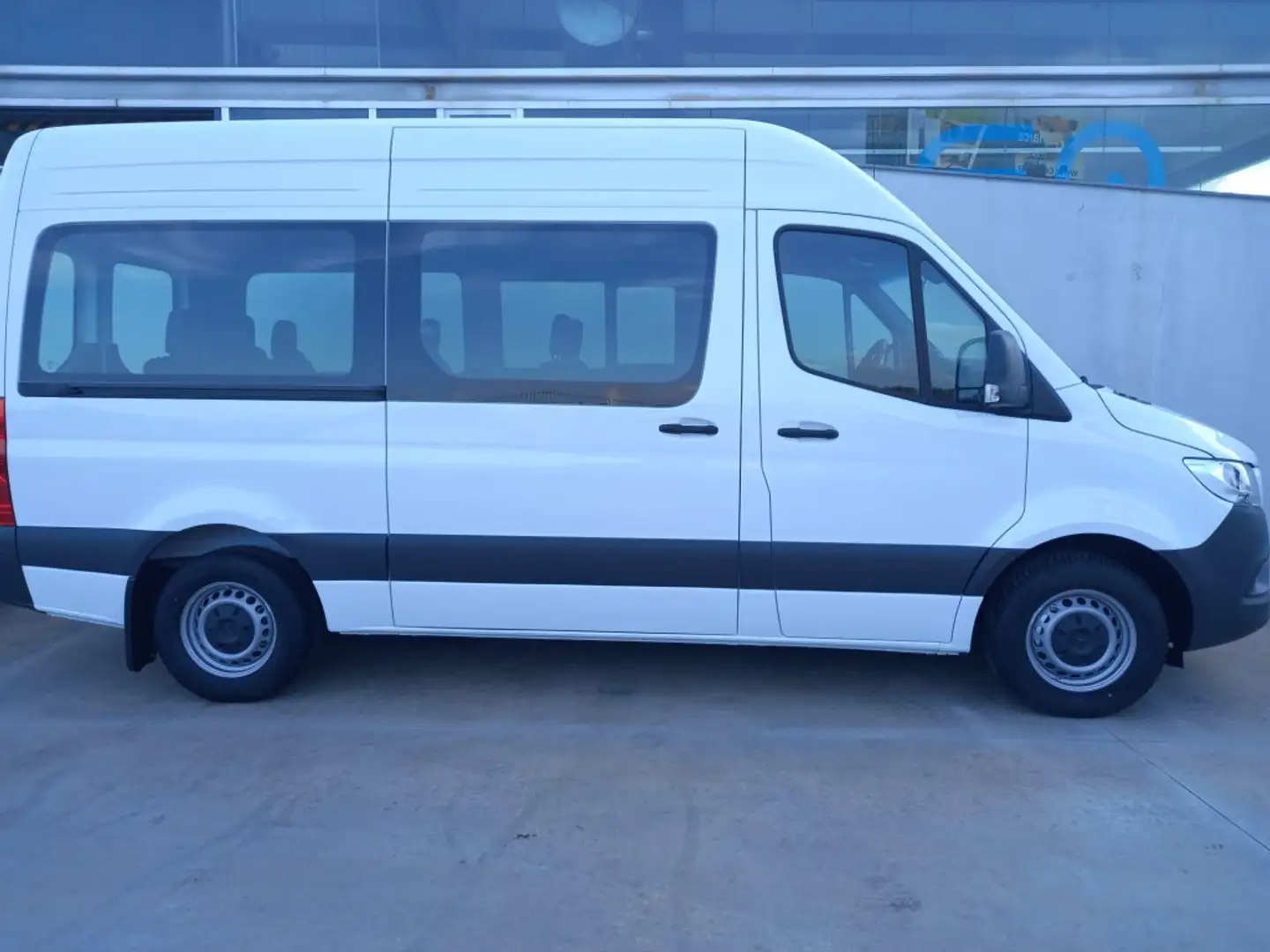 Mercedes-Benz Sprinter Tourer 315CDI Medio T.E tT 9G-Tronic - 2