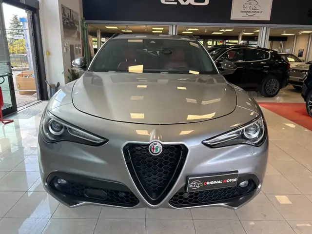 Alfa Romeo Stelvio 2.2 Turbodiesel 210CVAT8Q4 X COMMERCIANTE