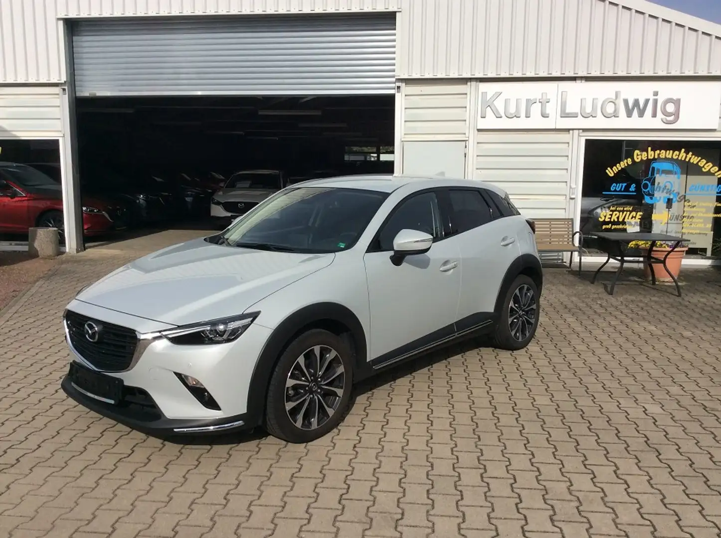 Mazda CX-3 SKYACTIV-G 121 6GS SPORTSLINE Weiß - 2