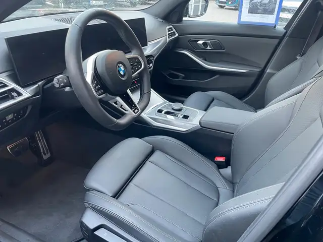BMW M view 8
