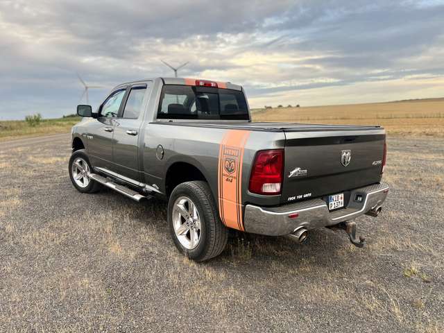 Imagine Dodge RAM big Horn