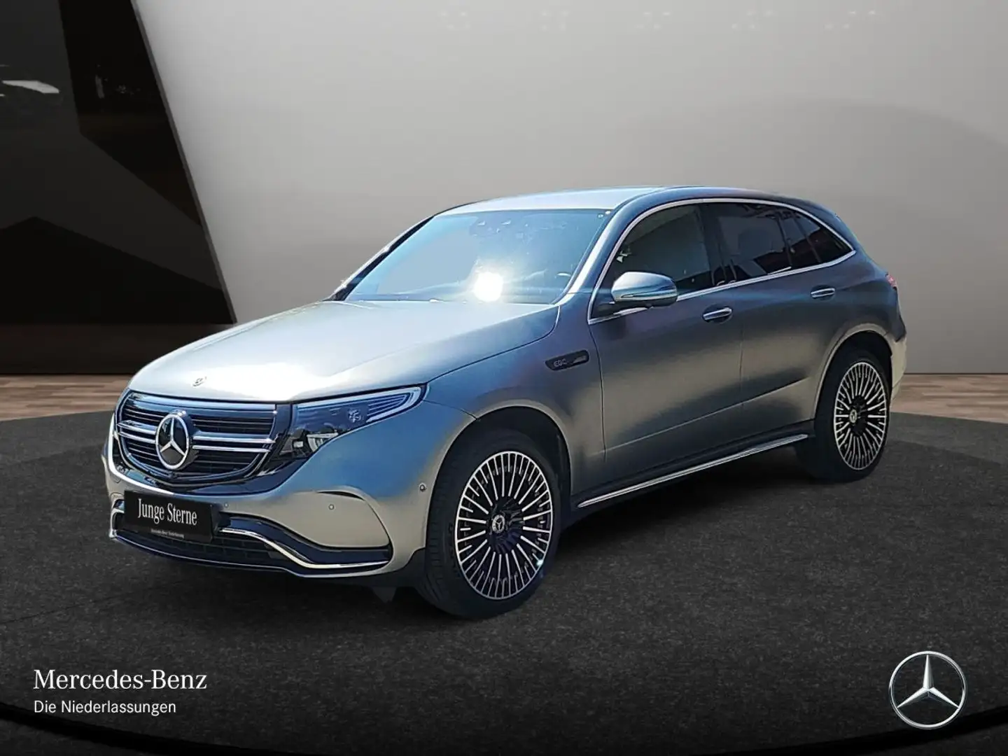 Mercedes-Benz EQC 400 4M AMG+360+AHK+MULTIBEAM+FAHRASS+BURMESTER Grigio - 2