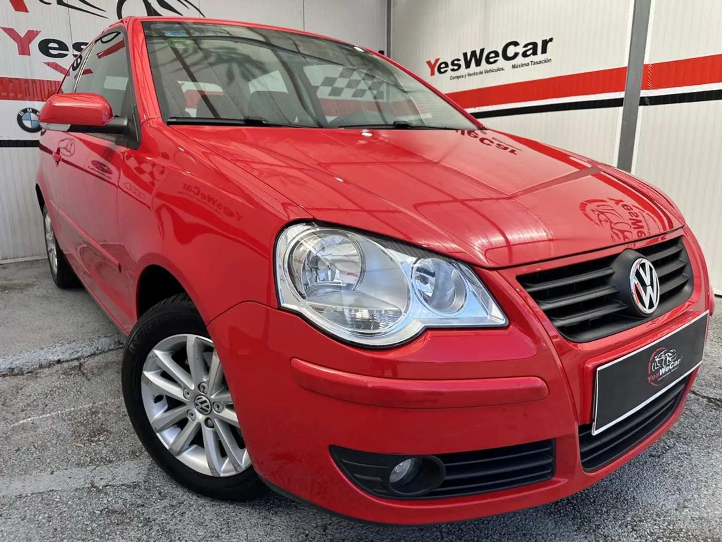 Volkswagen Polo 1.4 Advance Aut. Rood - 1
