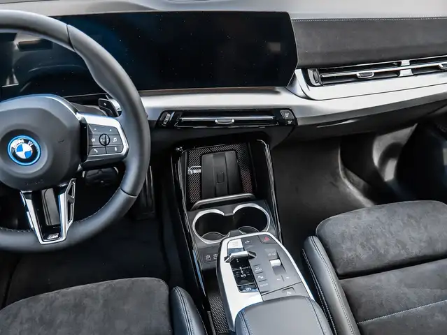 BMW X1 view 10