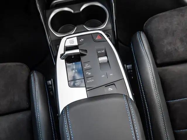 BMW X1 view 12