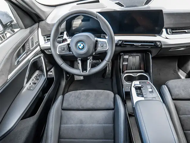 BMW X1 view 11