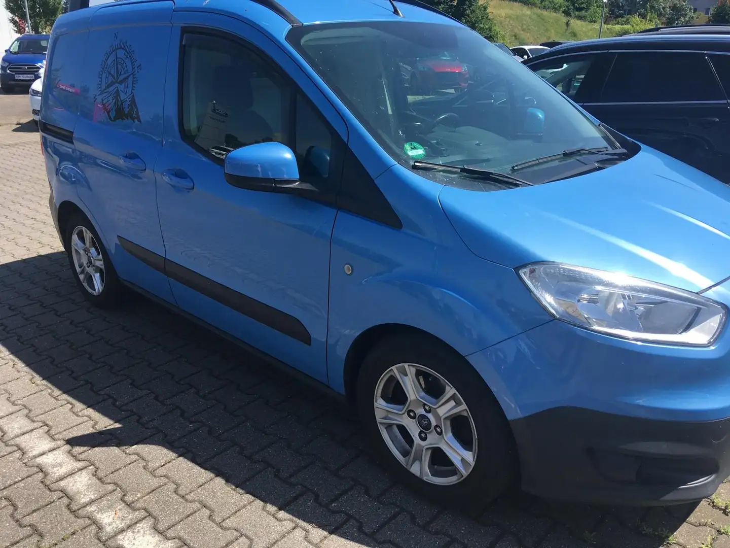 Ford Transit Courier - 1