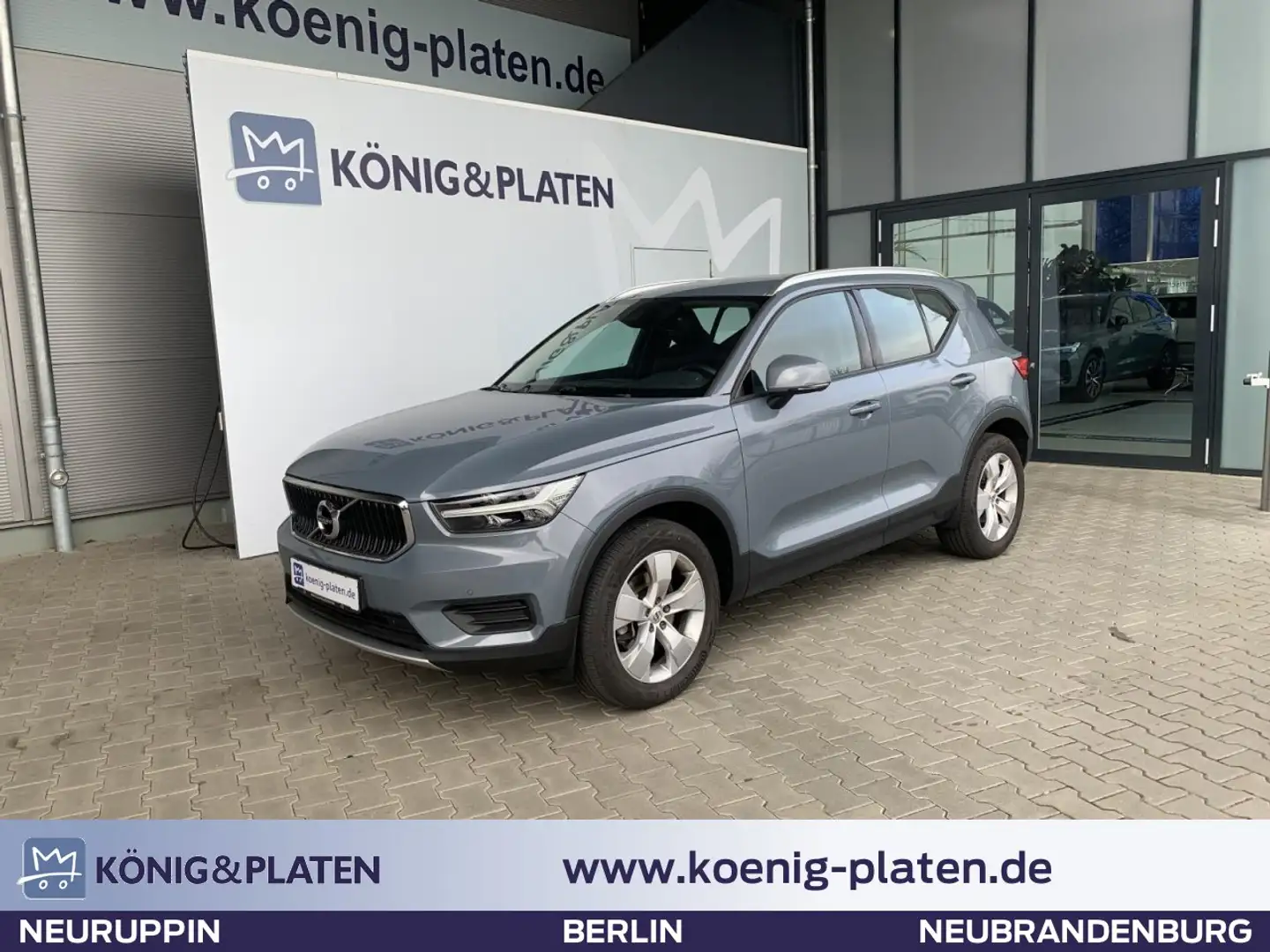 Volvo XC40 T4 2WD Momentum Pro (EURO 6d-TEMP) Klima Navi Grau - 1