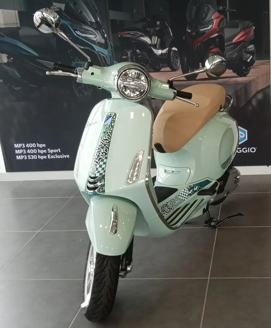 Vespa Primavera 125 BATIK "i-get" EURO 5 +- NUOVO IN PRONTA CONSEGNA! Verde - 1