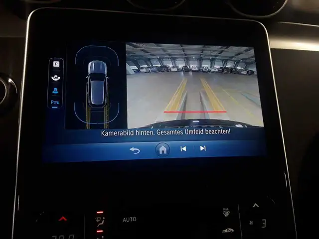 Mercedes-Benz C view 14