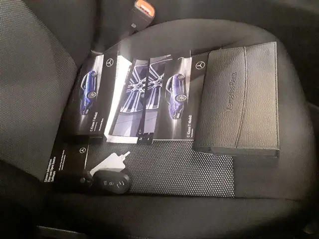 Mercedes-Benz C view 11
