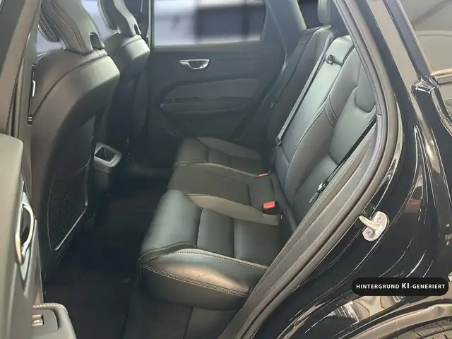 Volvo XC60 view 15