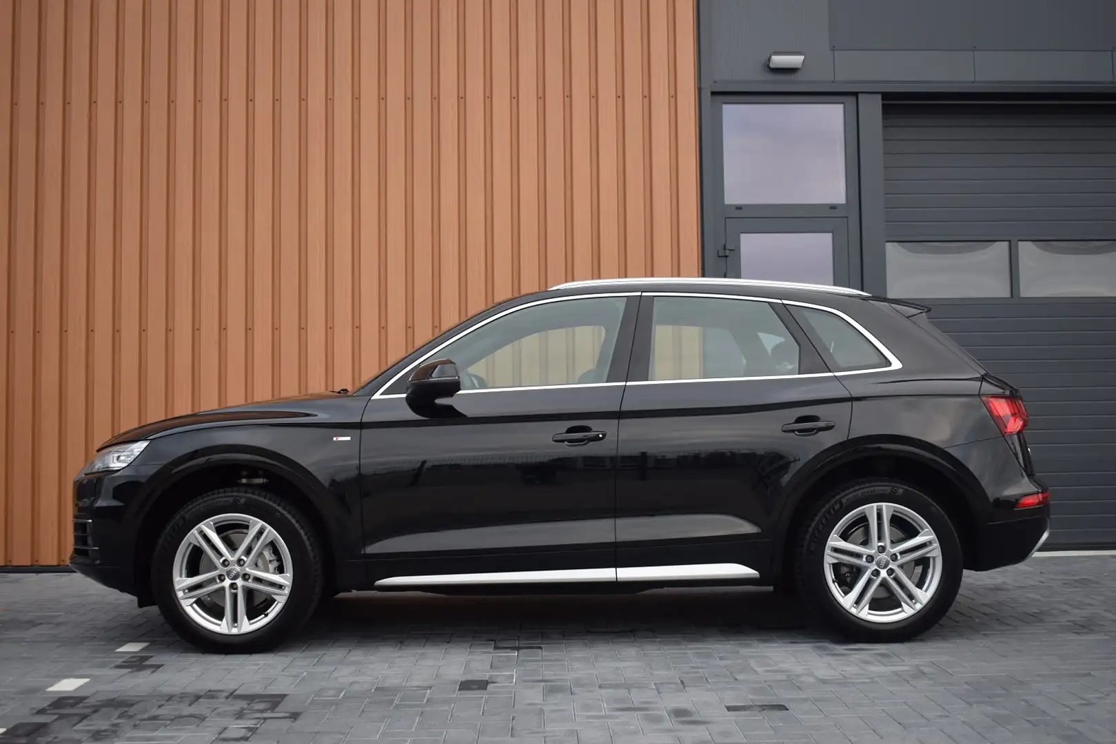 Audi Q5 40 TDI 190pk Quattro S-line | Trekhaak Zwart - 2
