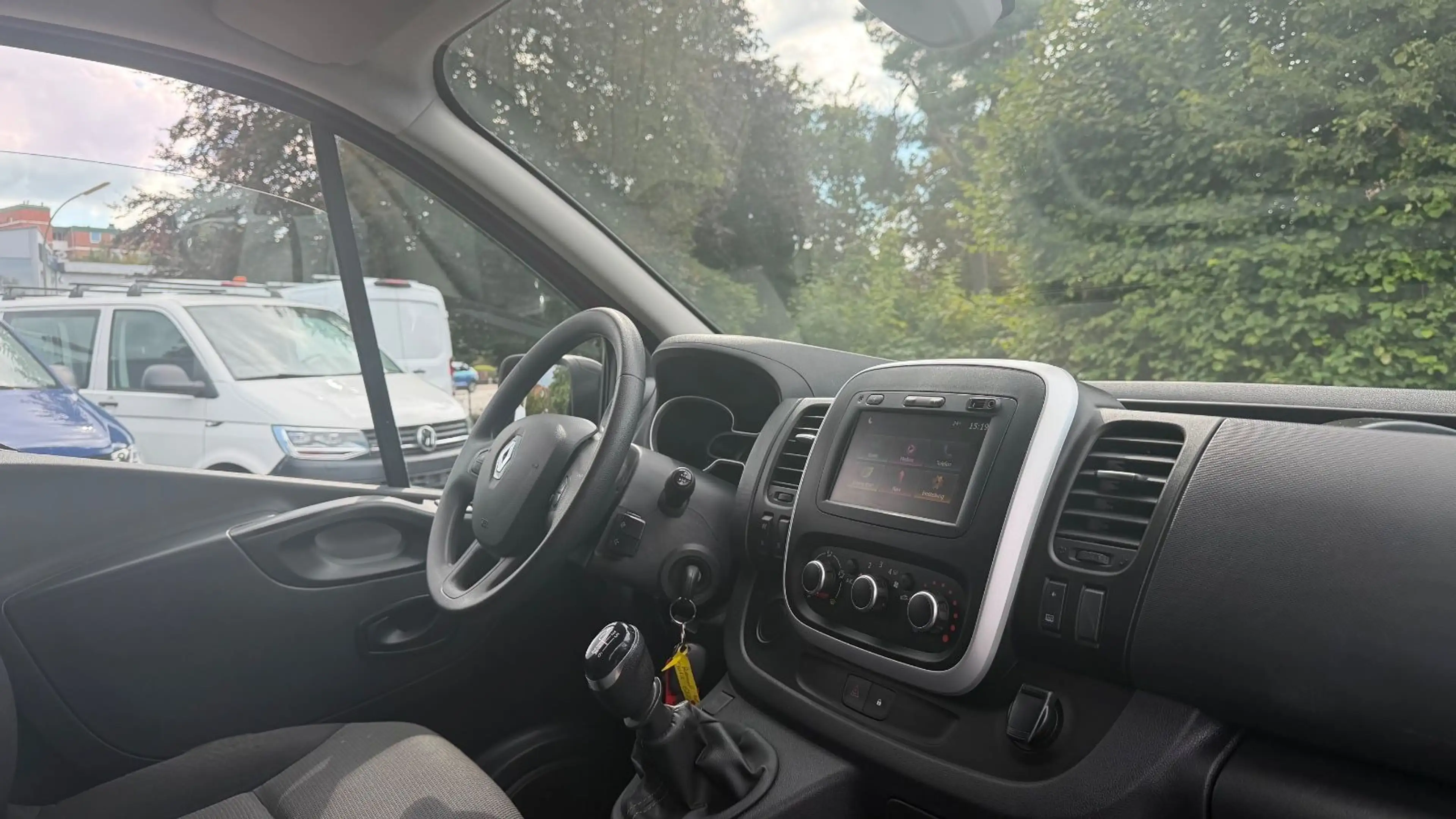 Renault Trafic TRAFIC 2.0 L2H1 3,0t KOMFORT NAV/KAMERA/AHK/LED — photo 12