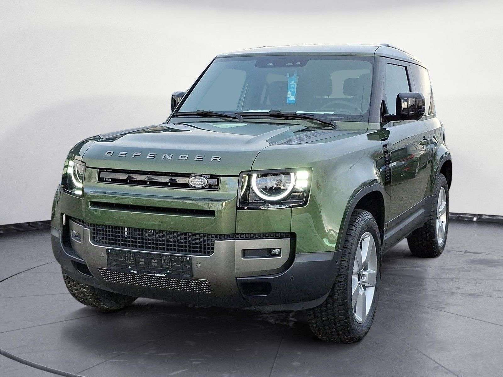 Second hand Land Rover Defender 3.0