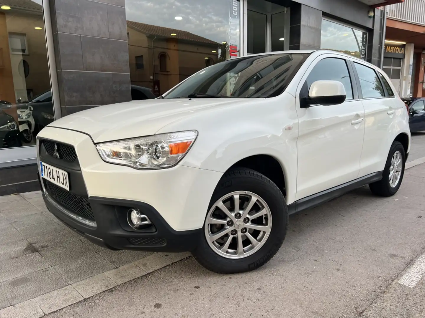 Mitsubishi ASX 160 MPI Motion Blanc - 1