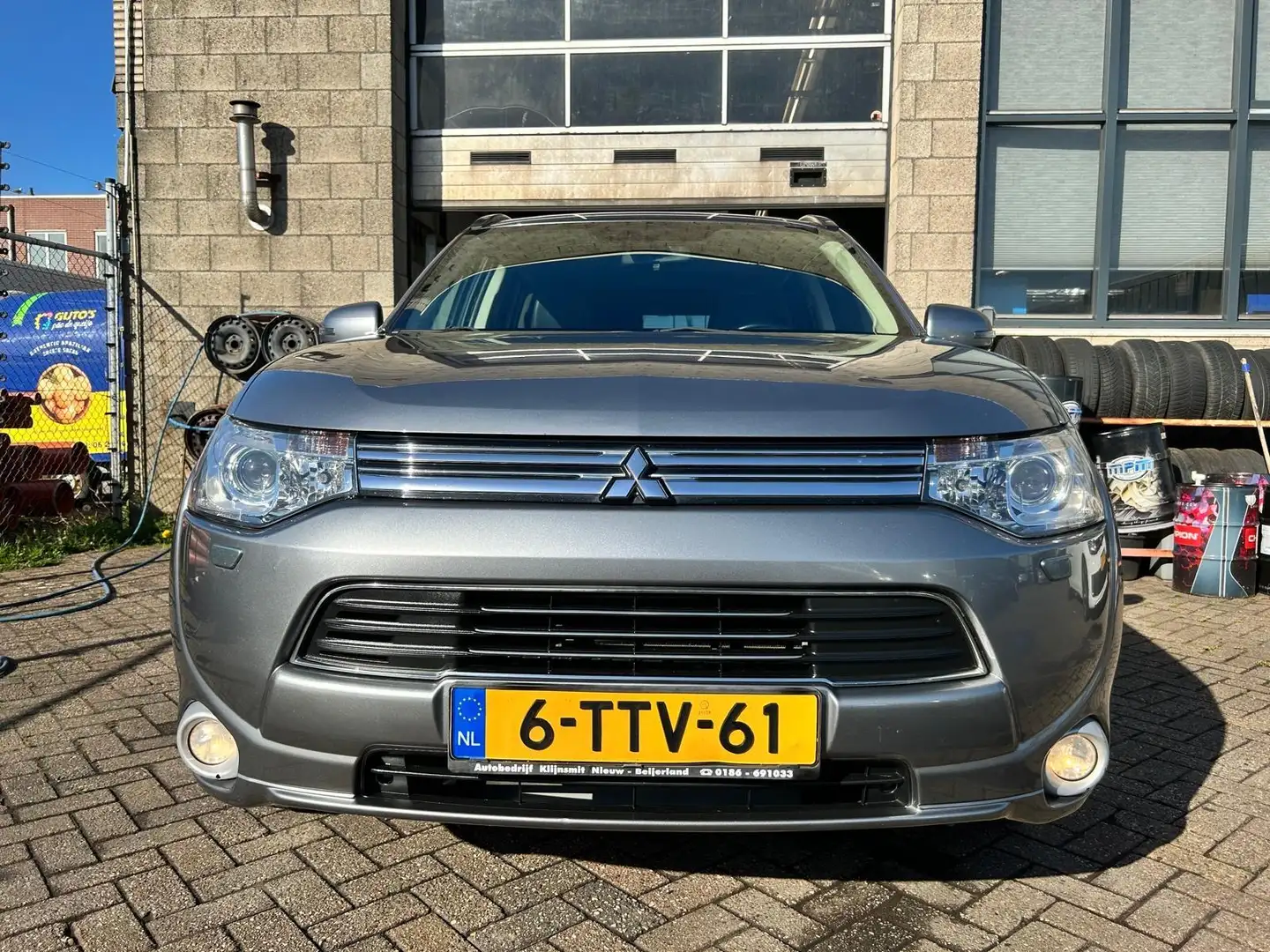 Mitsubishi Outlander 2.0 PHEV Instyle Grigio - 2