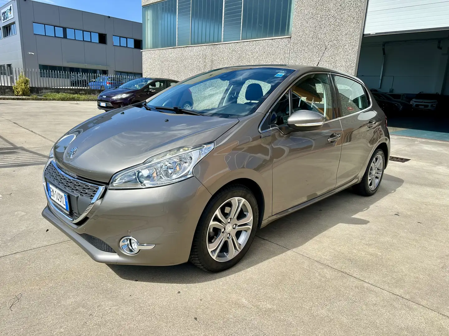 Peugeot 208 5p 1.2 vti 12v Allure - 2
