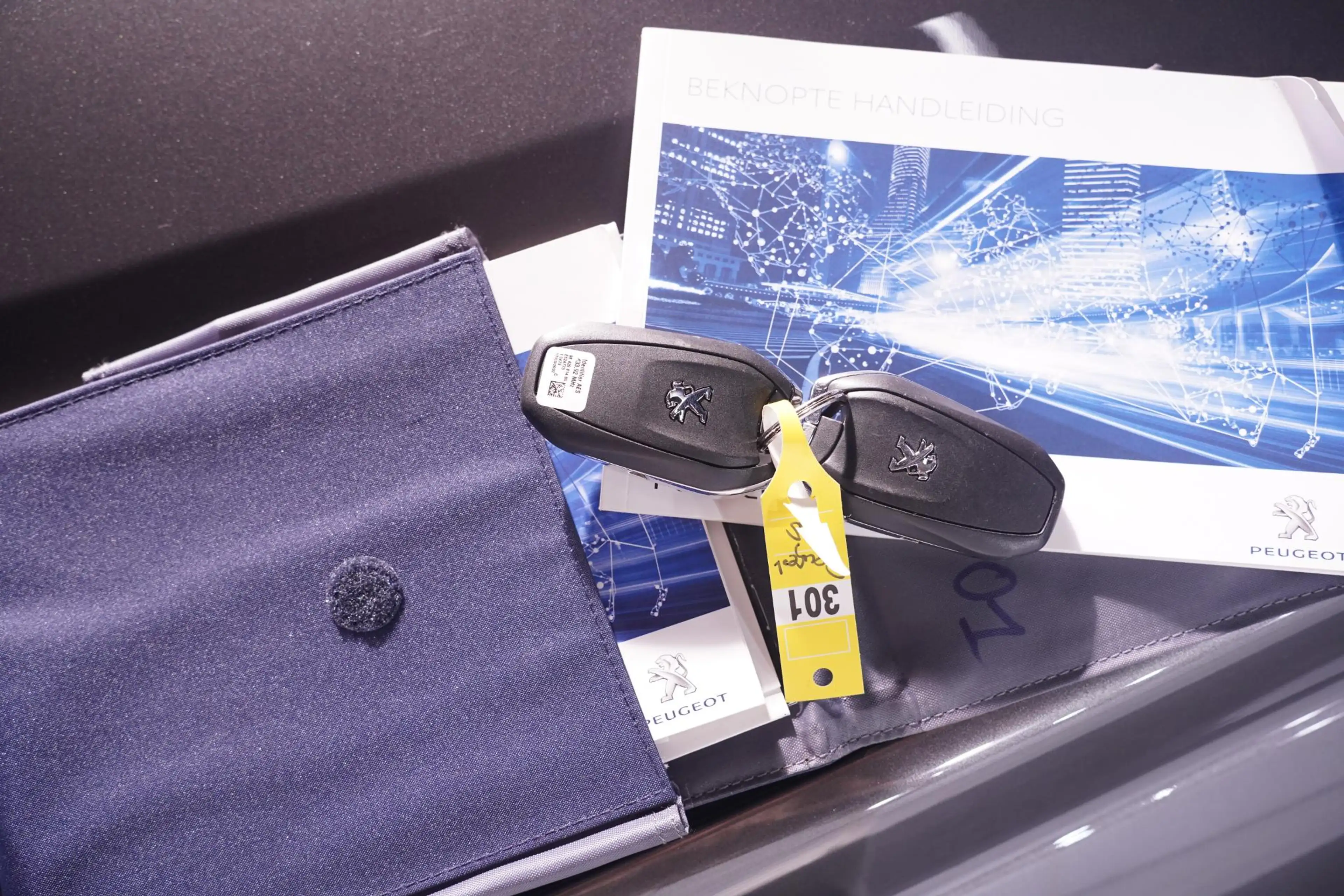 Peugeot 508 SW 1.6 HYbrid Active Pack Business SOH 96% automaa — photo 46
