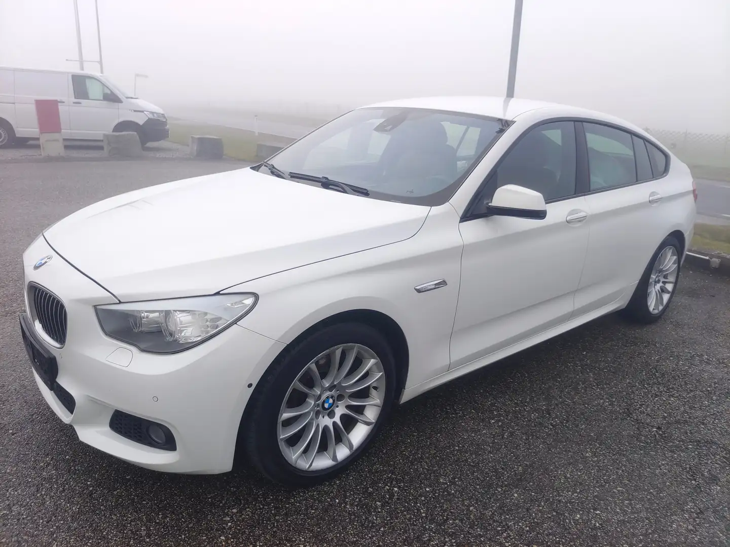 BMW 530 530 d xDrive Weiß - 1