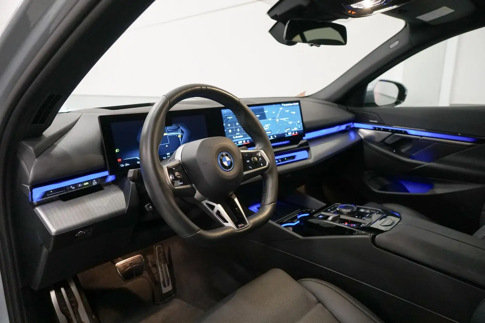 BMW i5 eDrive40 84 kWh Panoramadak | Stoelventilatie | Co Gri - 2