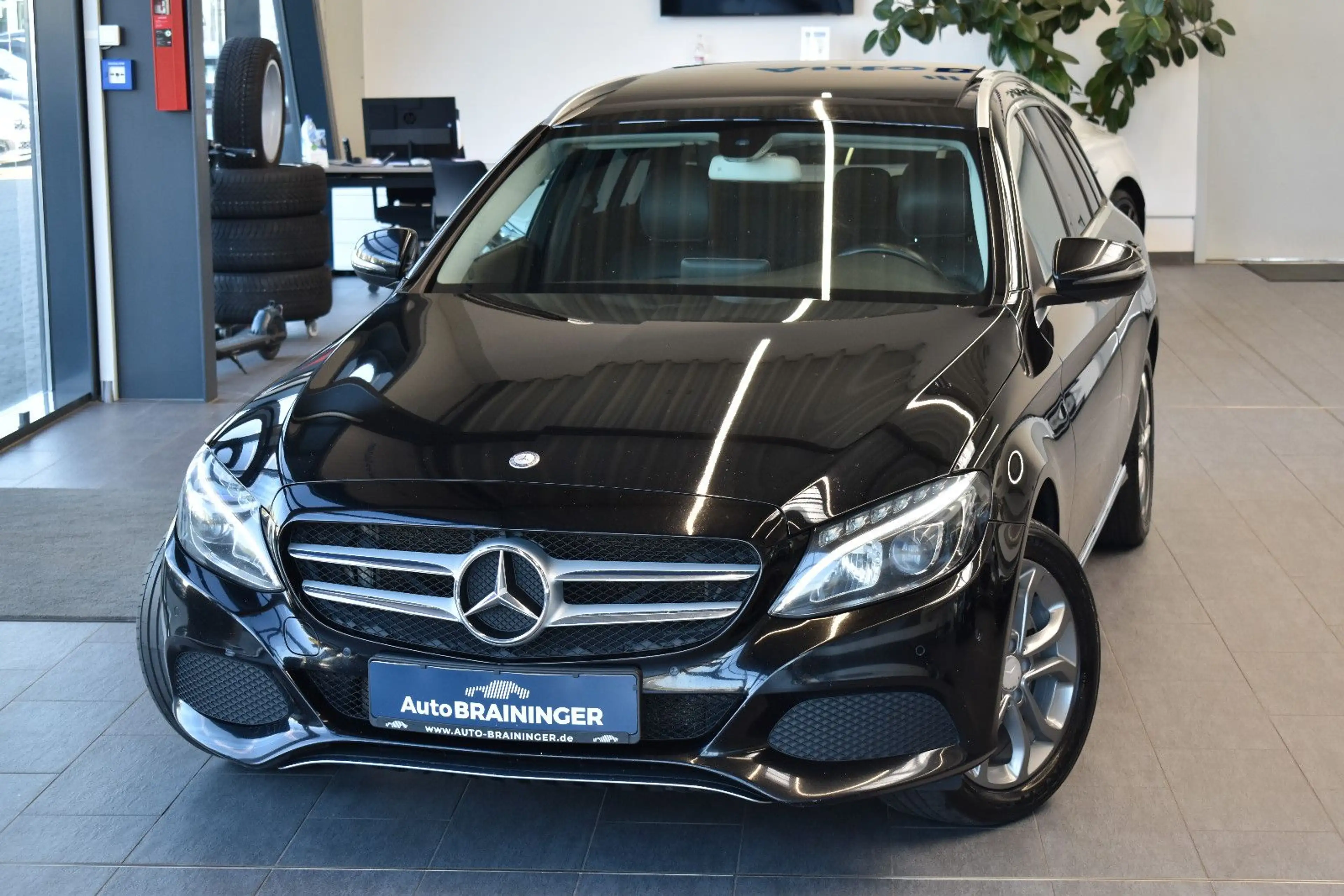 Mercedes-Benz C 220 C220d T Aut. 4Matic Avantgarde LED~AHK~Pano~Navi